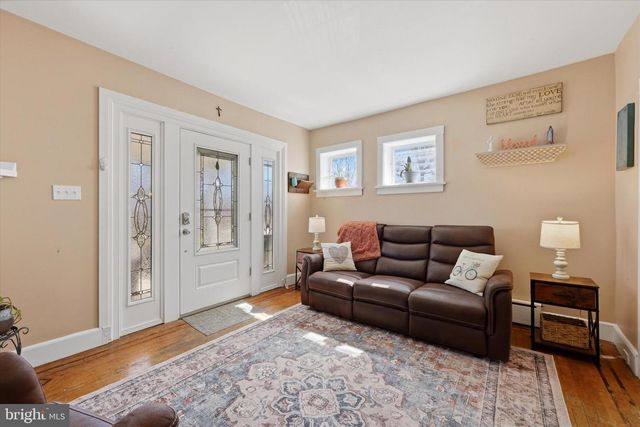 104 SYCAMORE RD, Havertown, PA 19083