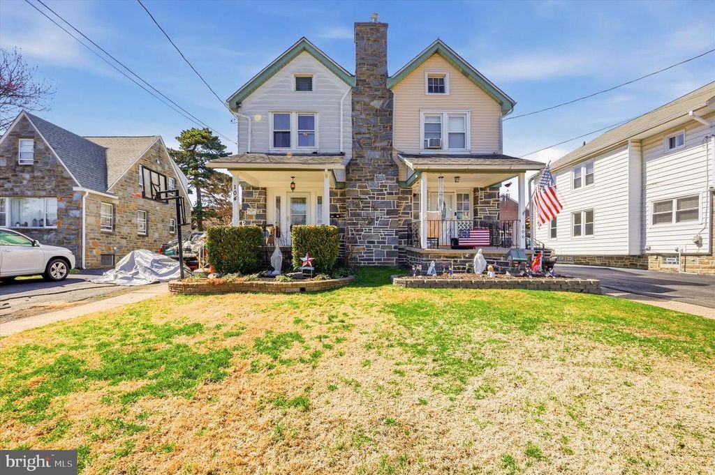 104 SYCAMORE RD, Havertown, PA 19083