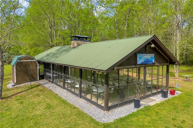 205 Stag Leap Drive, Cleveland, GA 30528