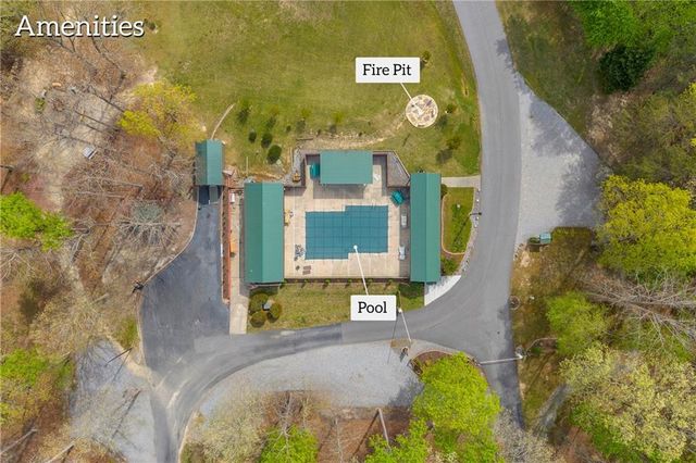 205 Stag Leap Drive, Cleveland, GA 30528