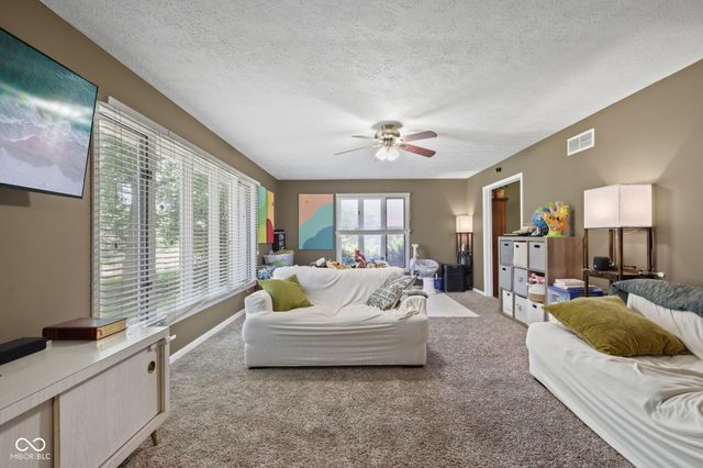 931 Dreamy Street, Greenwood, IN 46142