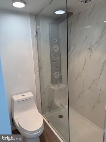 205 YOAKUM PKWY #1010, Alexandria, VA 22304