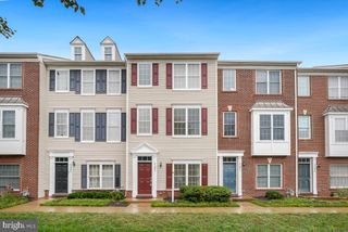 43084 CENTER ST #4C, Chantilly, VA 20152