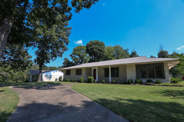 404 Highland Church Road, Paducah, KY 42001