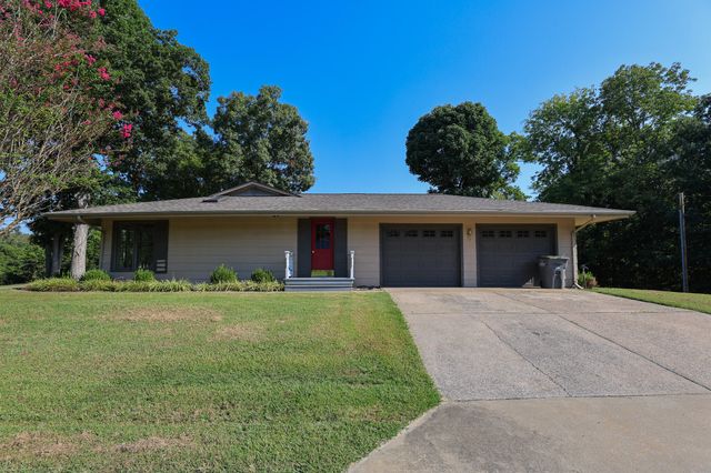404 Highland Church Road, Paducah, KY 42001