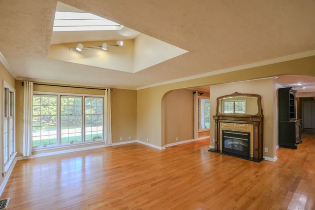 404 Highland Church Road, Paducah, KY 42001