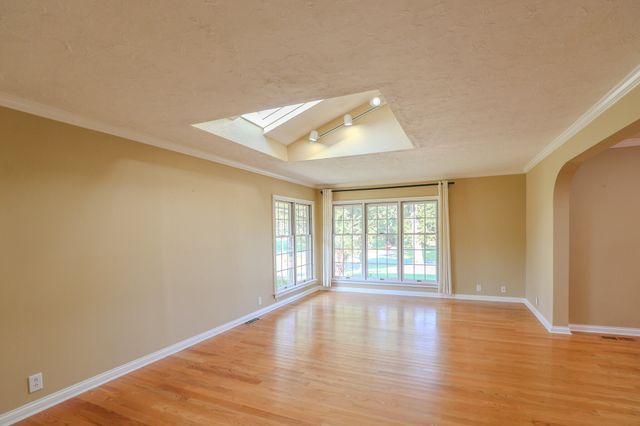 404 Highland Church Road, Paducah, KY 42001
