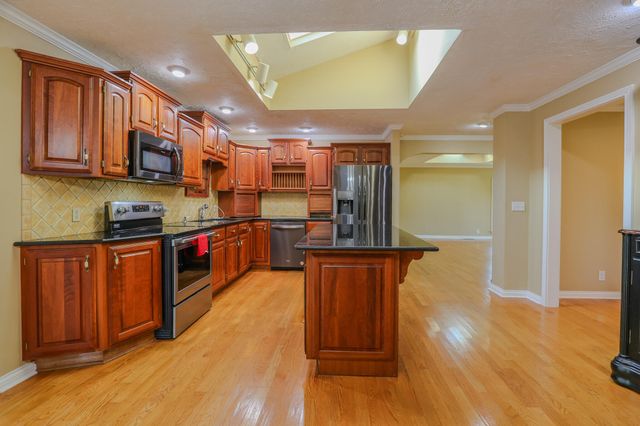 404 Highland Church Road, Paducah, KY 42001