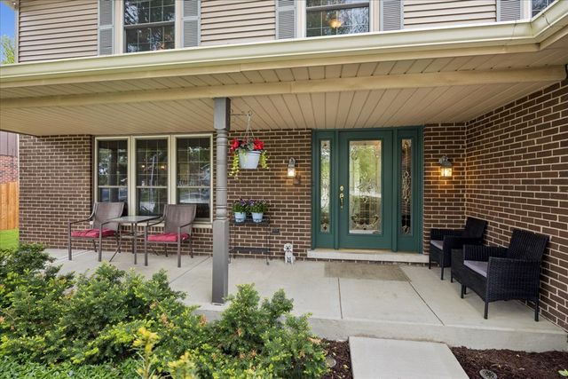 512 68th Street, Downers Grove, IL 60516