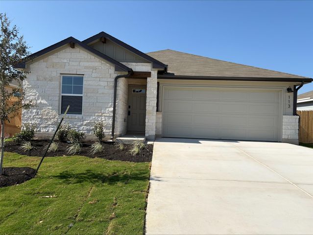 113 Honey Bee RD, Jarrell, TX 76537