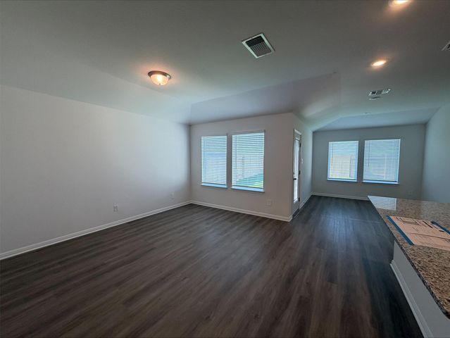 113 Honey Bee RD, Jarrell, TX 76537