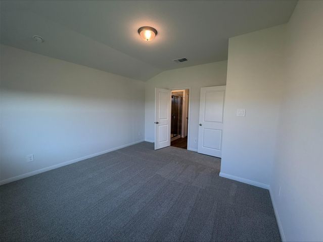 113 Honey Bee RD, Jarrell, TX 76537