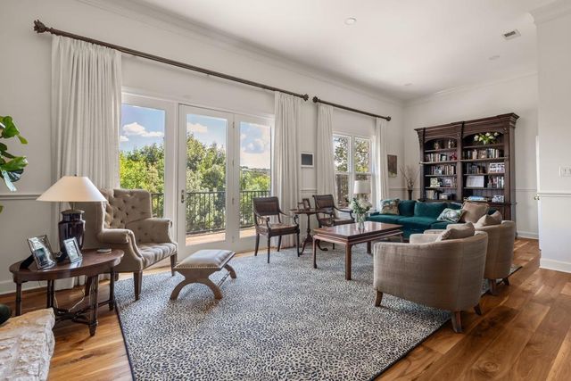 3901 Belmont Park DR C, Austin, TX 78746