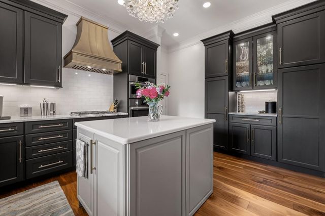 3901 Belmont Park DR C, Austin, TX 78746