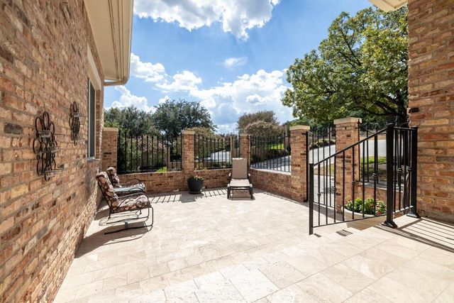 3901 Belmont Park DR C, Austin, TX 78746