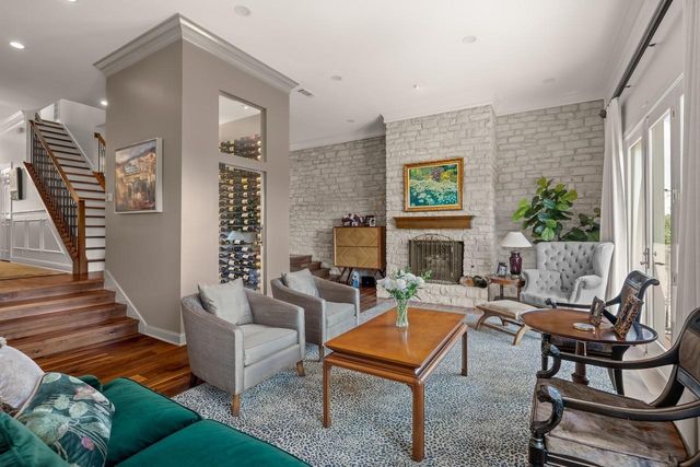 3901 Belmont Park DR C, Austin, TX 78746