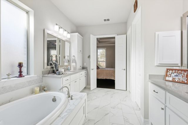 529 Prairie Run, Aledo, TX 76008