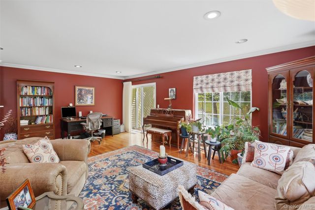 179 Isis Drive 3F, Newburgh, NY 12550