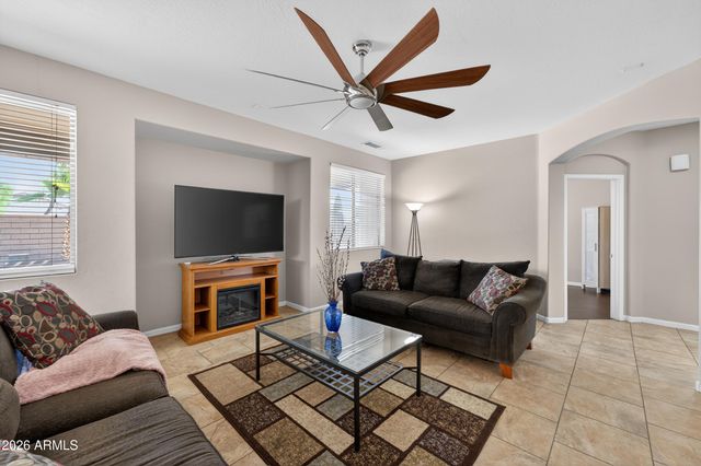 13849 W LISBON Lane, Surprise, AZ 85379