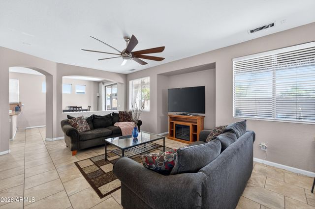 13849 W LISBON Lane, Surprise, AZ 85379