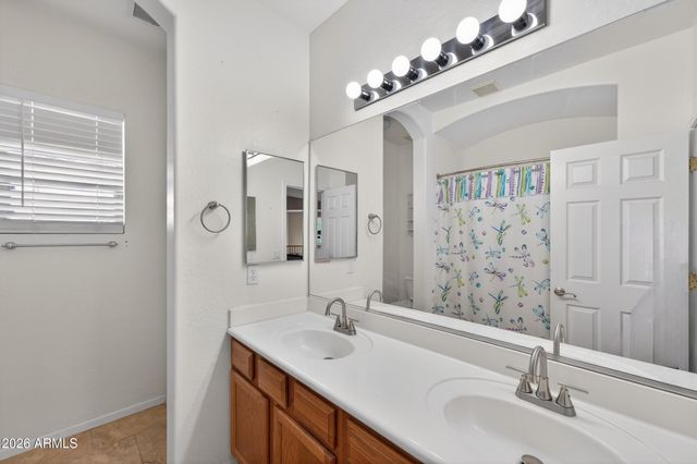 13849 W LISBON Lane, Surprise, AZ 85379