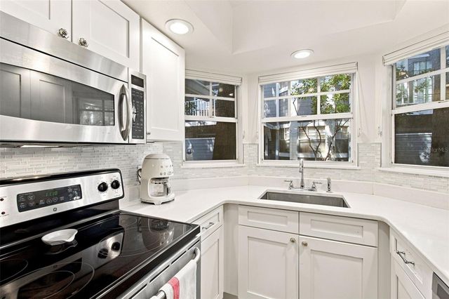 506 S WILLOW AVENUE 13, Tampa, FL 33606