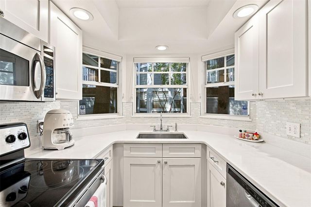 506 S WILLOW AVENUE 13, Tampa, FL 33606