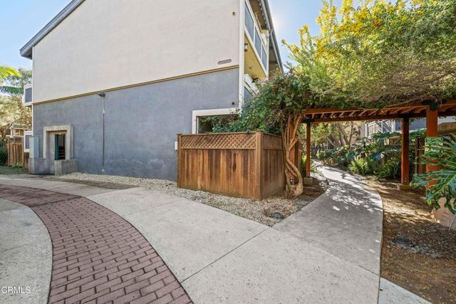 6355 Green Valley Circle 101, Culver City, CA 90230