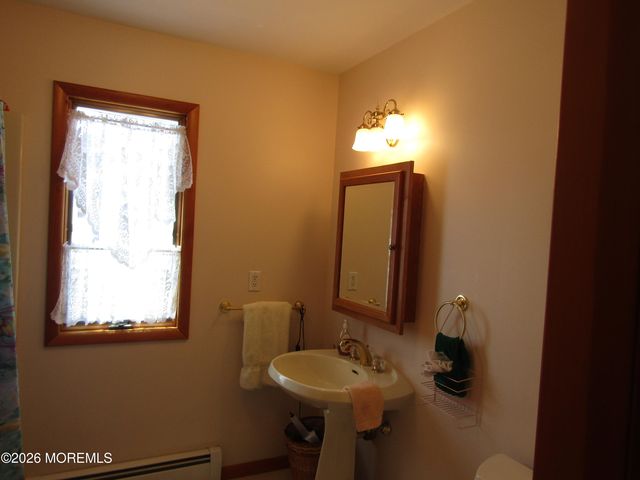 63 Cedar Run Road, Bayville, NJ 08721