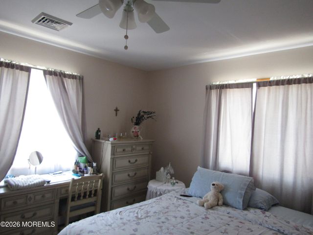 63 Cedar Run Road, Bayville, NJ 08721