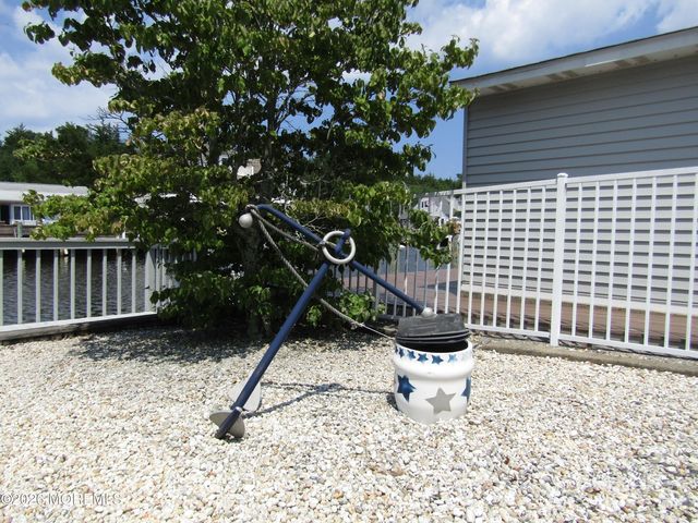 63 Cedar Run Road, Bayville, NJ 08721