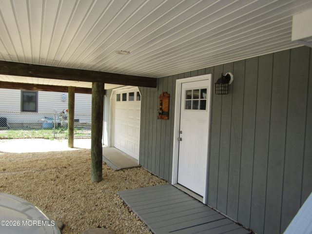 63 Cedar Run Road, Bayville, NJ 08721