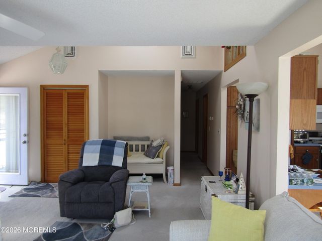 63 Cedar Run Road, Bayville, NJ 08721