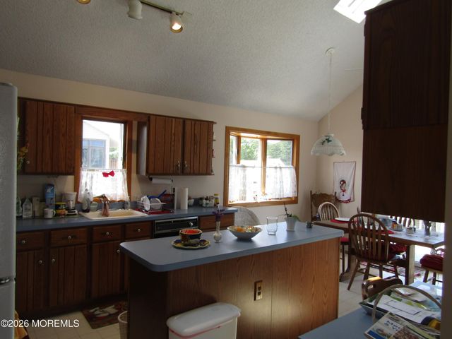 63 Cedar Run Road, Bayville, NJ 08721