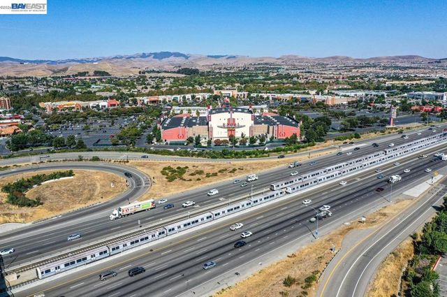 4181 4181 Georgis Pl, Pleasanton, CA 94588