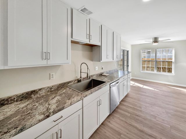 246 Two Hitch Road, Goose Creek, SC 29445