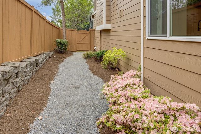 20317 129th Avenue NE, Woodinville, WA 98072