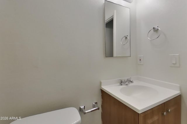 935 E 10TH Drive, Mesa, AZ 85204
