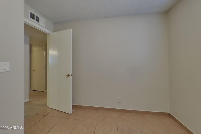 935 E 10TH Drive, Mesa, AZ 85204