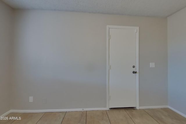 935 E 10TH Drive, Mesa, AZ 85204