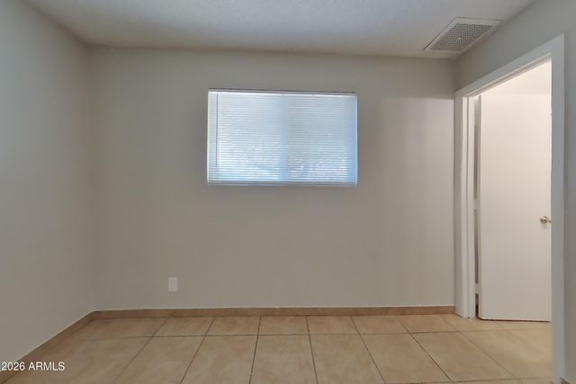 935 E 10TH Drive, Mesa, AZ 85204