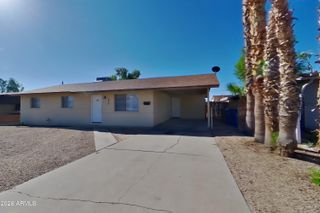 935 E 10TH Drive, Mesa, AZ 85204