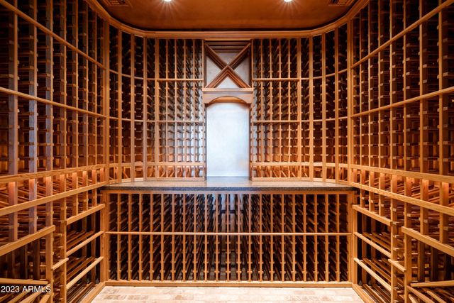 7451 N LAS BRISAS Lane, Paradise Valley, AZ 85253