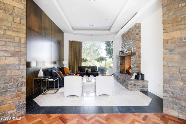 7451 N LAS BRISAS Lane, Paradise Valley, AZ 85253