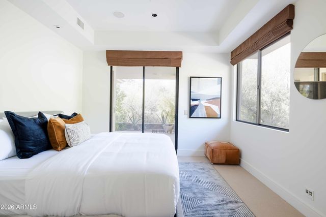 7451 N LAS BRISAS Lane, Paradise Valley, AZ 85253