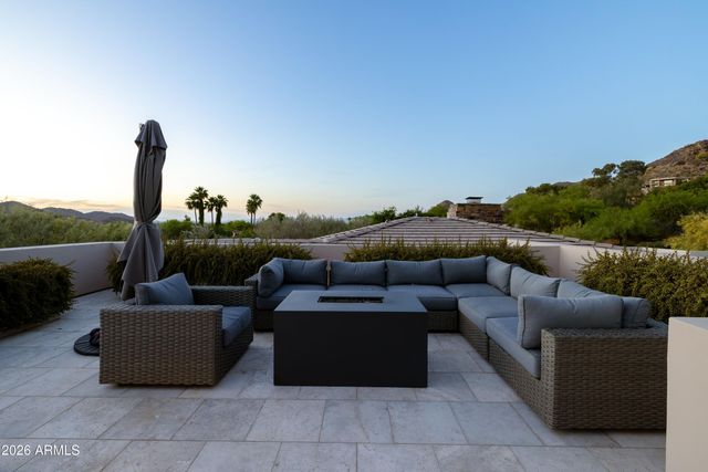 7451 N LAS BRISAS Lane, Paradise Valley, AZ 85253