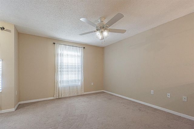 2706 MINGO DR, Land O Lakes, FL 34638