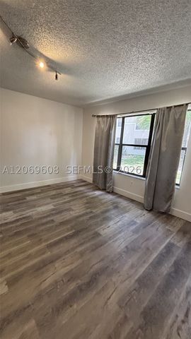 4341 W Mcnab Rd 23, Pompano Beach, FL 33069