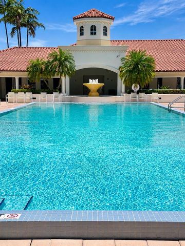 20000 E Country Club Dr 405, Aventura, FL 33180