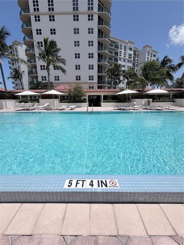 20000 E Country Club Dr 405, Aventura, FL 33180